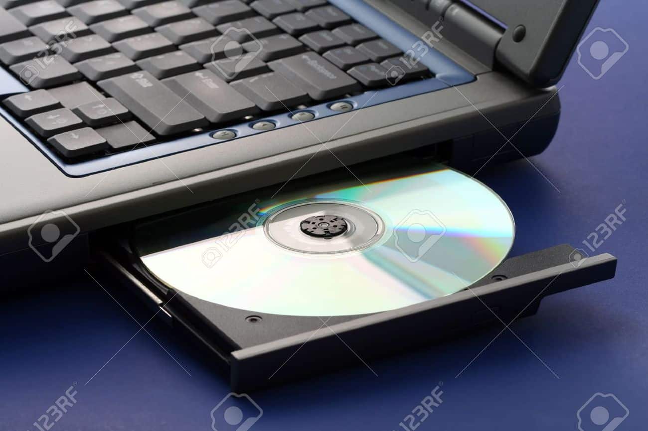 cd y computadora
