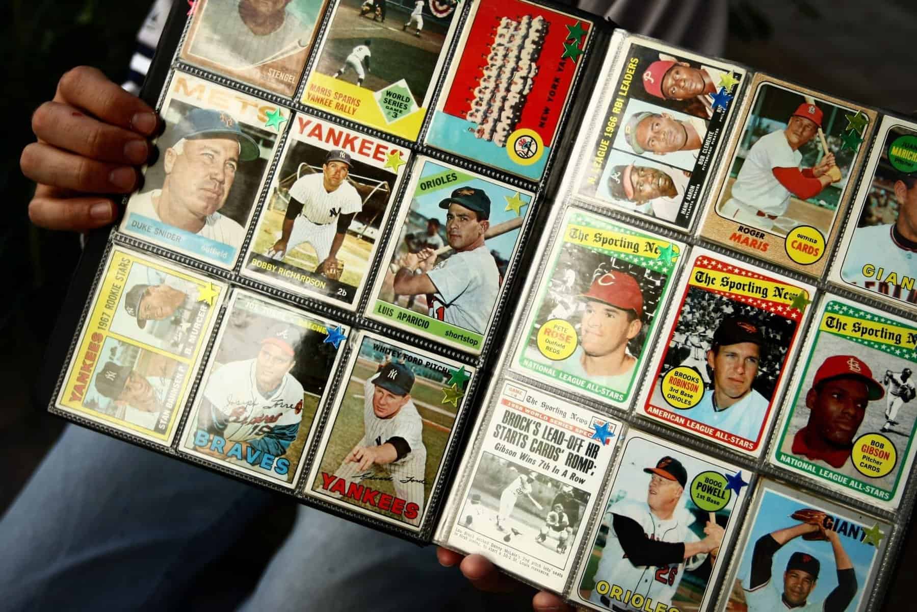 coleccion de tarjetas de beisbol scaled