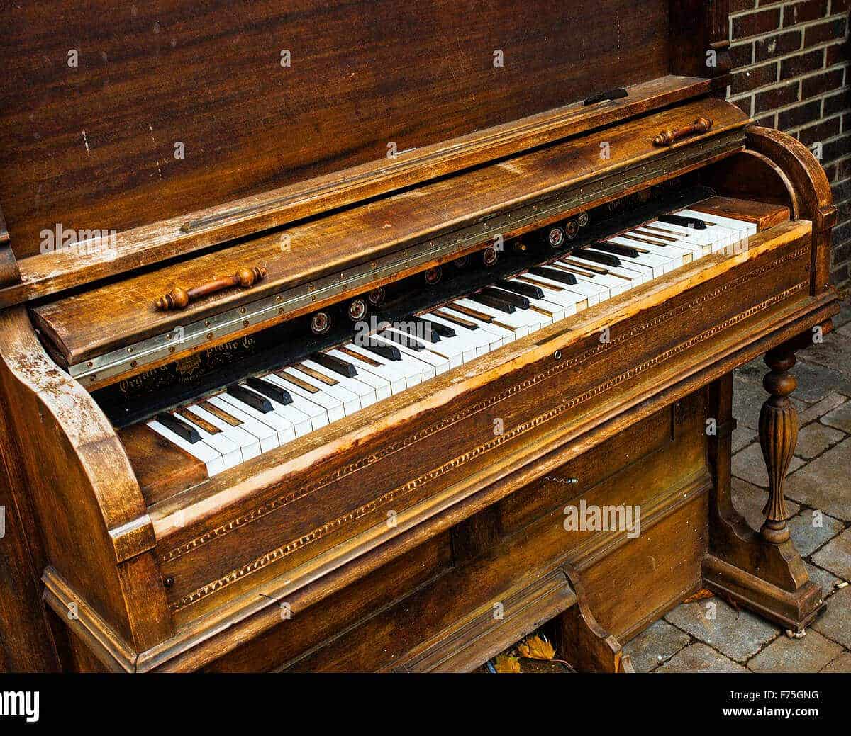 creatividad con pianos viejos