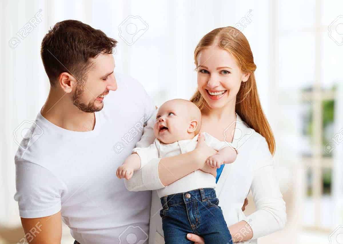 familia feliz con padre e hijo