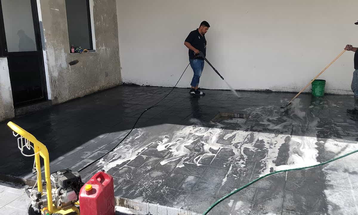 limpieza de pisos de cemento