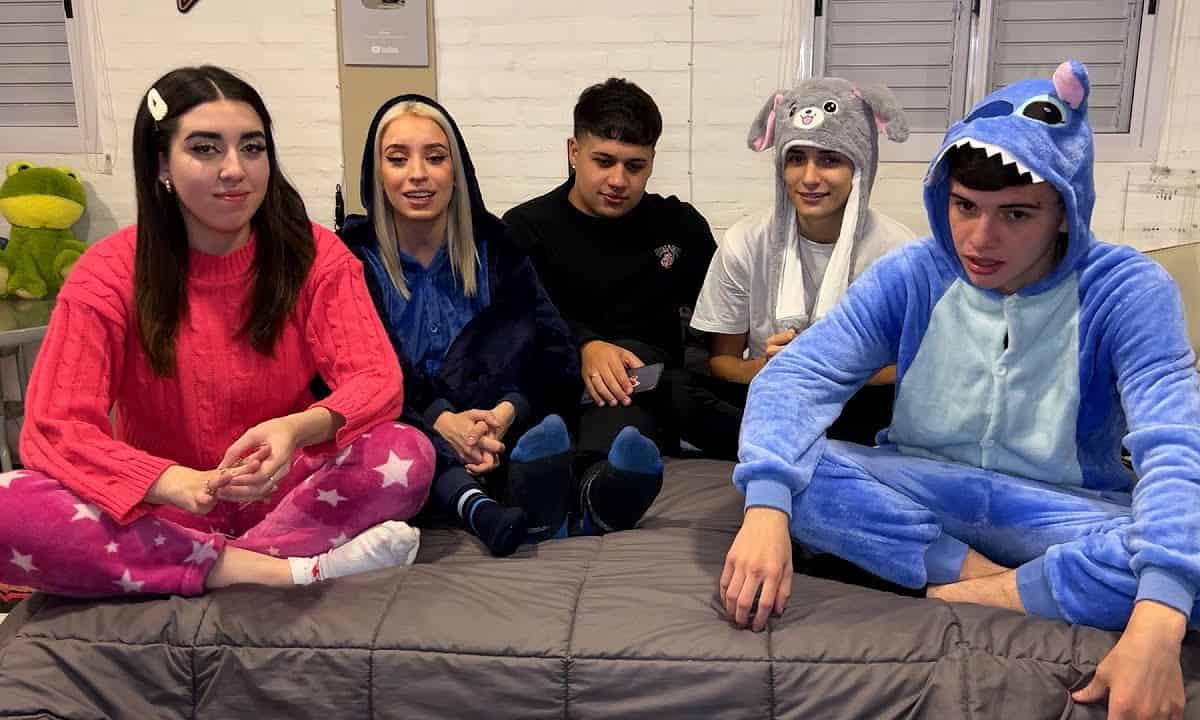 pijamada con amigos