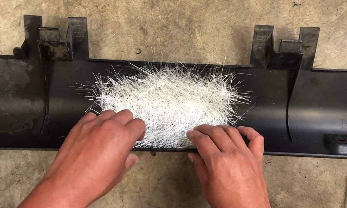 Cómo reparar elementos compuestos con fibra de vidrio