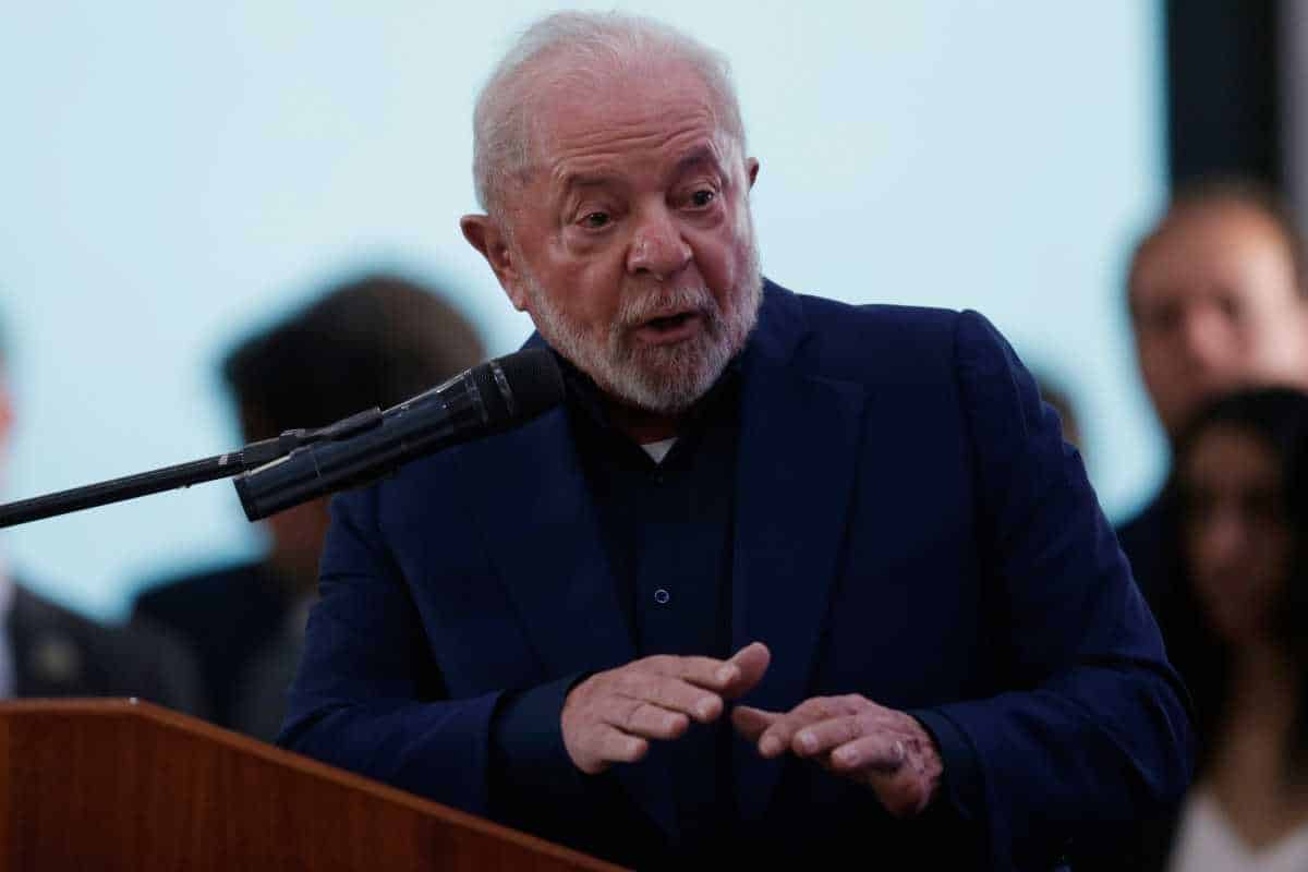 Lula promulga ley para igualar salarios de mujeres y hombres