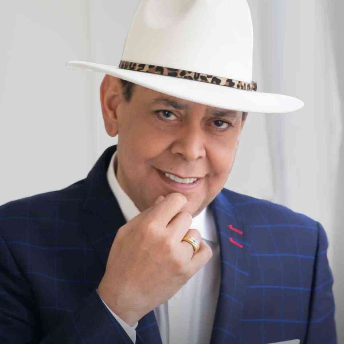 Fernando Villalona: El Mayimbe de la música dominicana