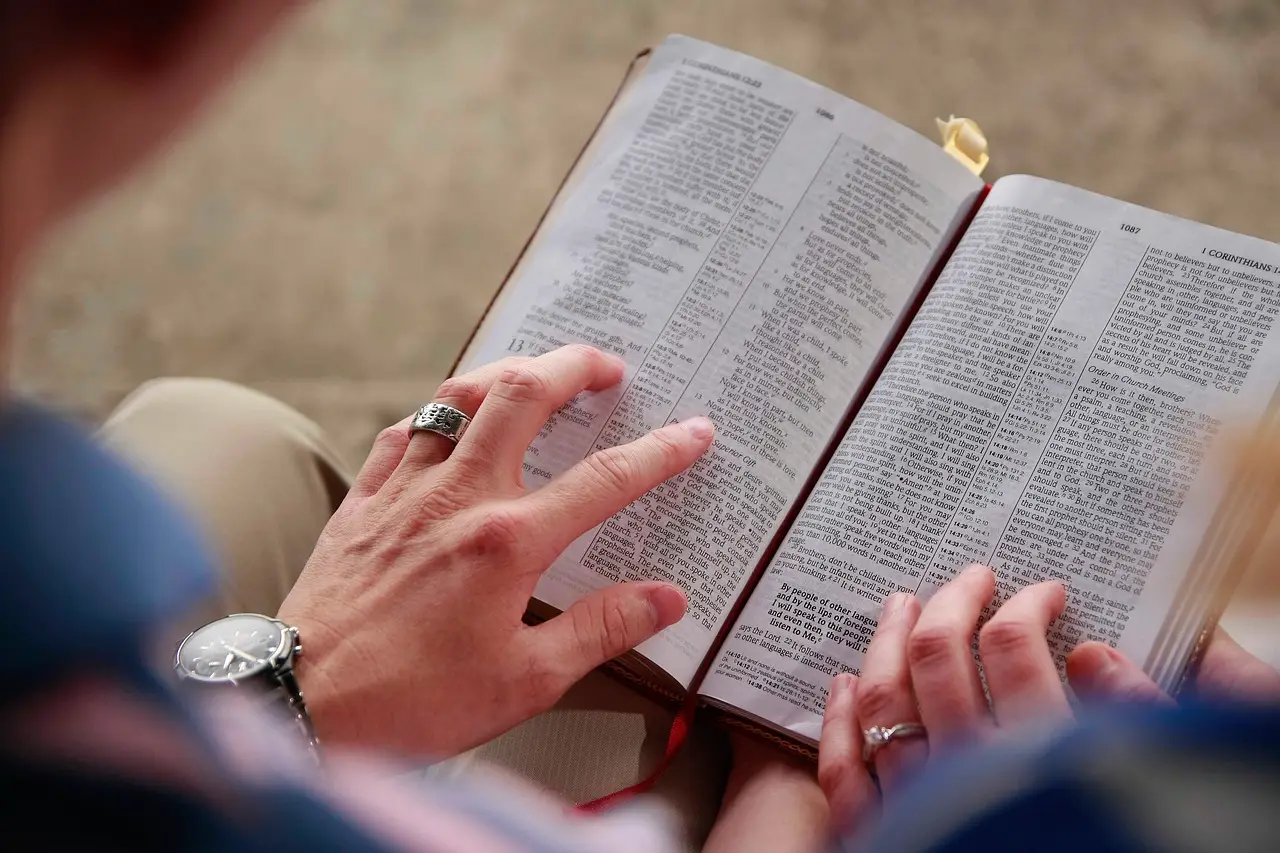 CODUE afirma importancia de la Biblia para la convivencia armónica en la sociedad