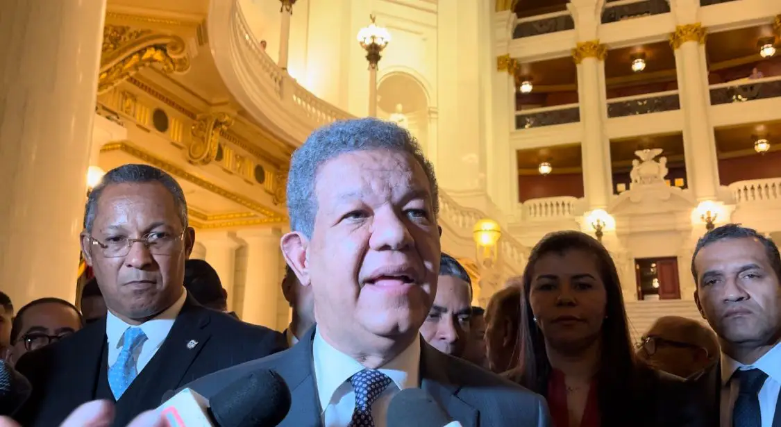 Leonel Fernández aboga por la defensa de la soberanía dominicana