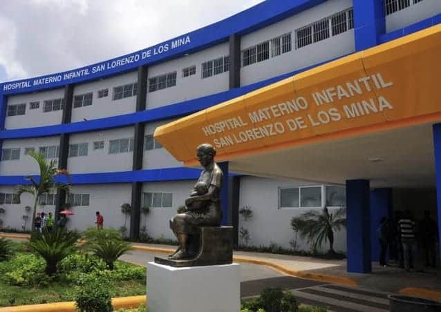 Abinader califica de "chantaje político" sobre privatización hospital en Los Mina