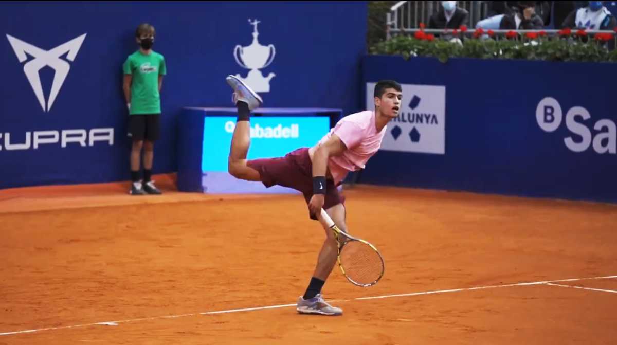 Lesión en tobillo saca a Alcaraz en su debut en Rio Open 2024