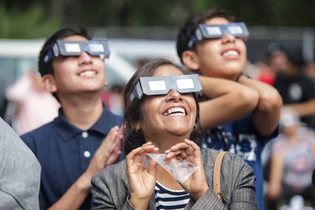 Emergencia en Niágara: Precaución ante eclipse solar