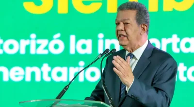 Leonel Fernández critica gestión económica de Abinader