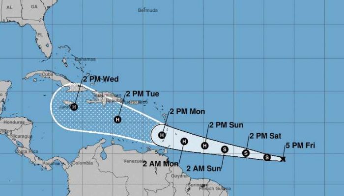 Onamet pide estar atentos a boletines tras formación de una depresión tropical