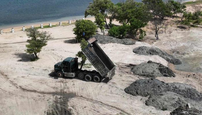 Ministerio de Medio Ambiente de RD detiene vertido ilegal en Caño Yuti, Montecristi