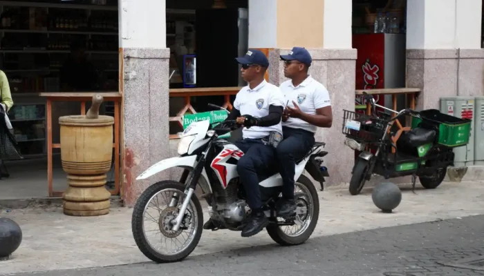 Policía despliega 573 agentes en Zona Colonial por toma deposesión de Abinader